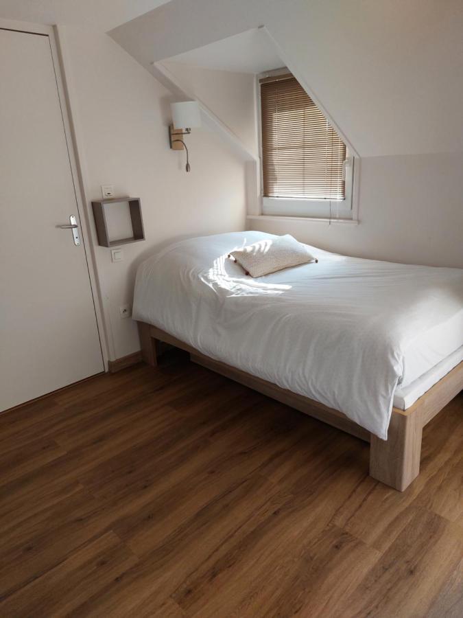 Logis Hotel Restaurant Le Relais De L'Abbaye Saint-Evroult-Notre-Dame-du-Bois 외부 사진